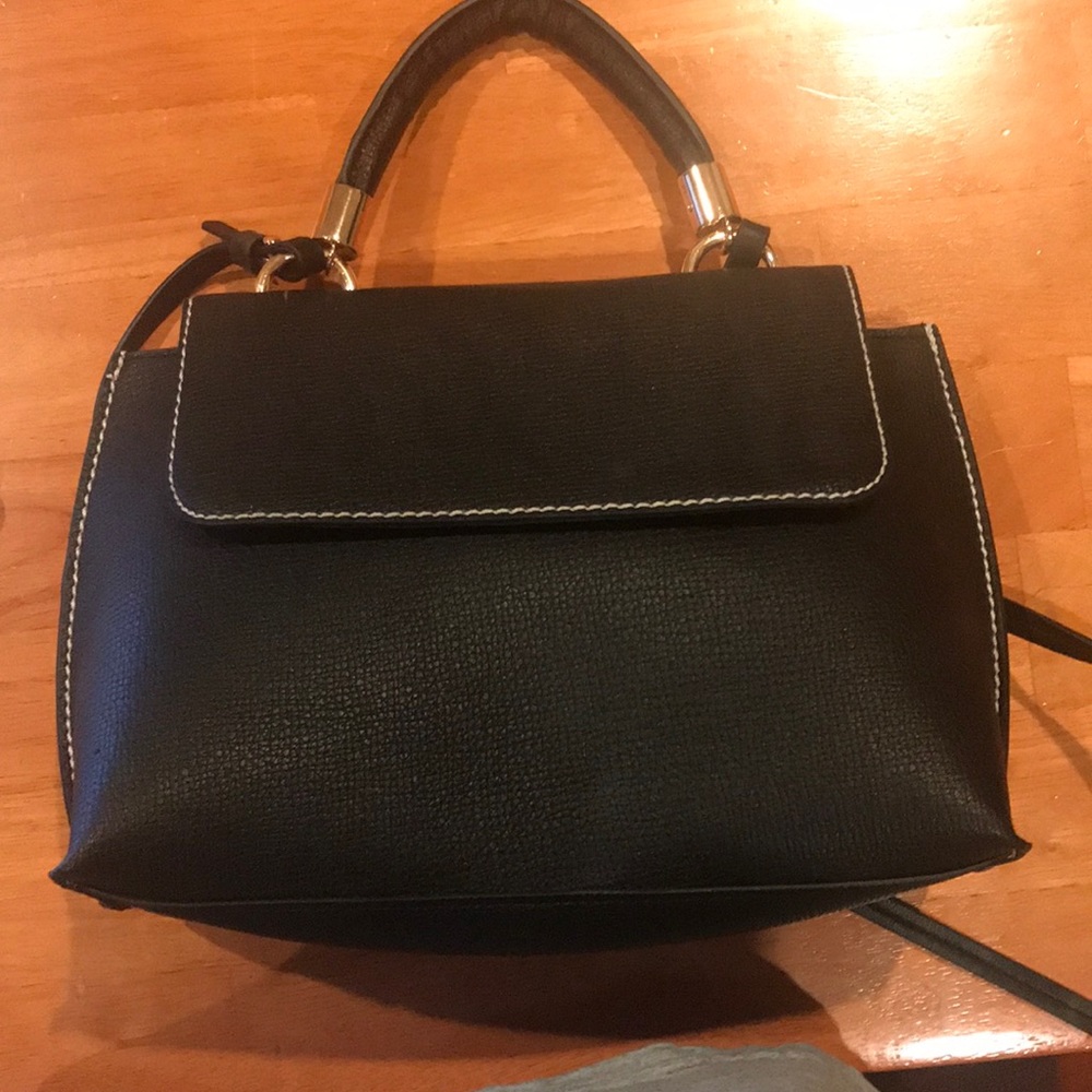 black H&M purse